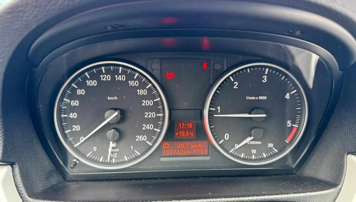 bmw-serie-3-318d-2009-diesel-1995cc