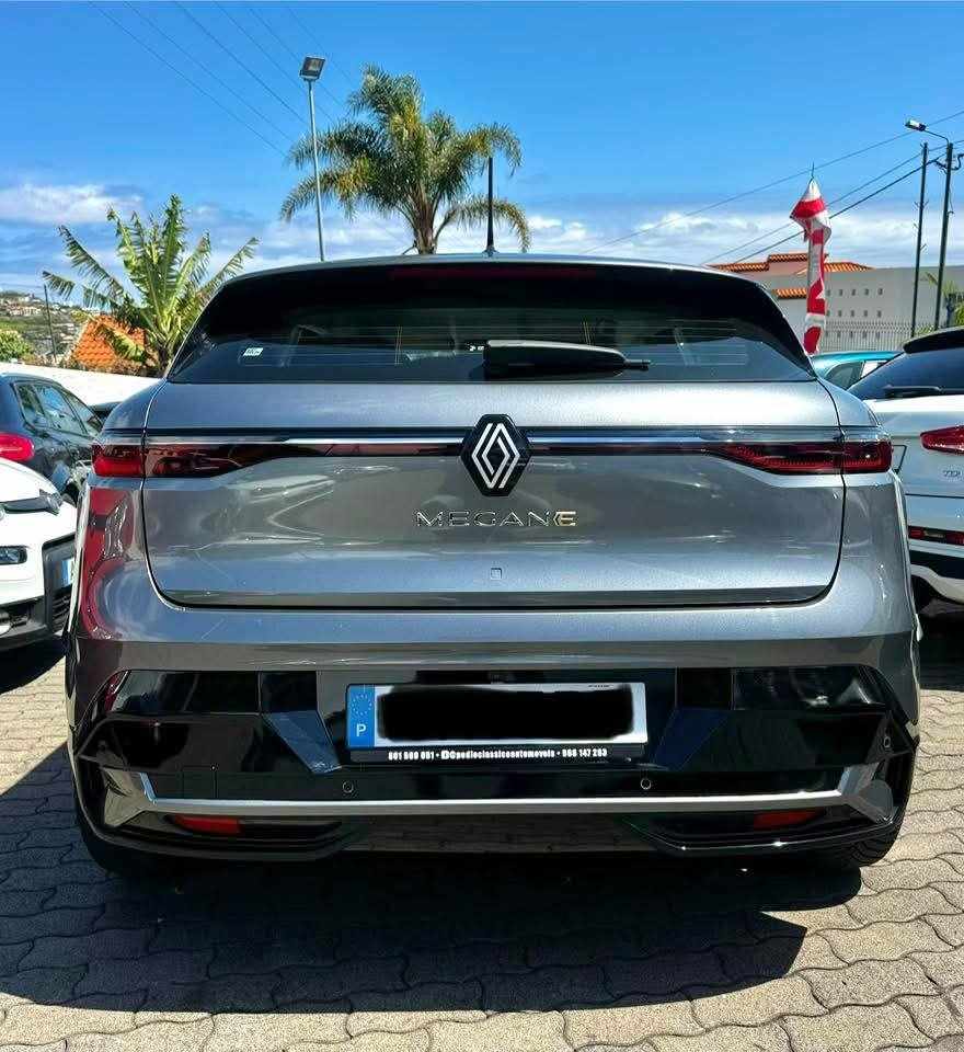 renault-megane-e-tech-ev60-2022-eletrico
