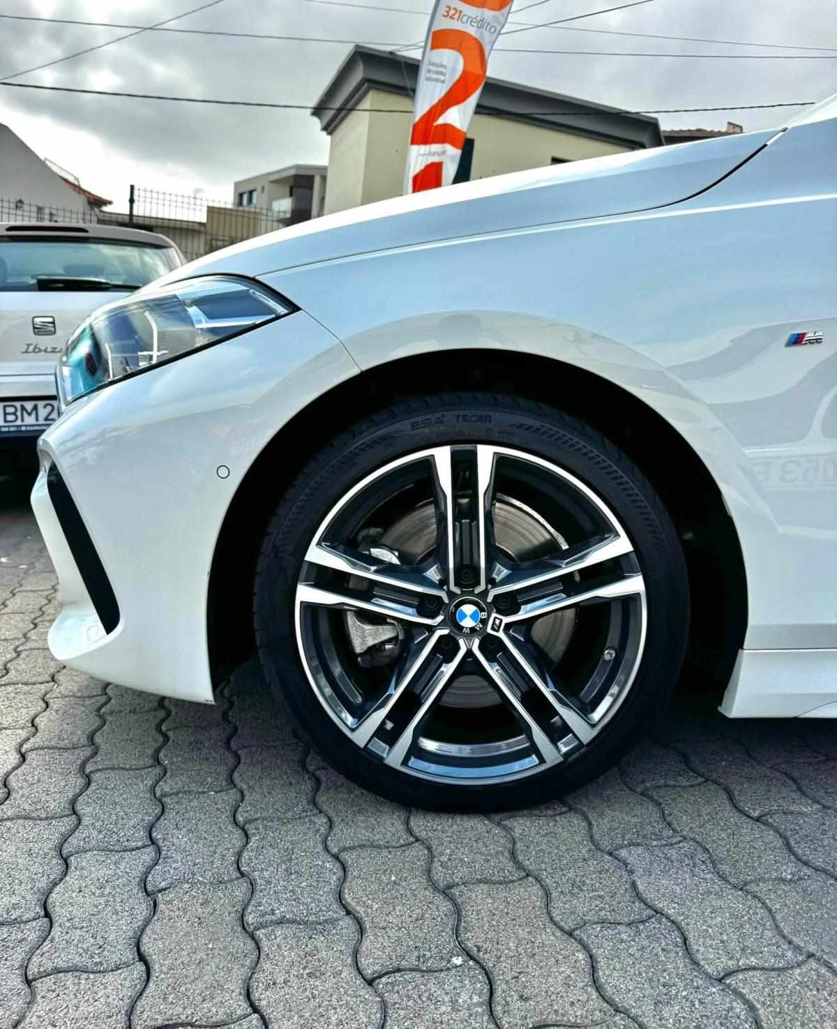 bmw-serie-1-120d-xdrive-2021-diesel-1995cc