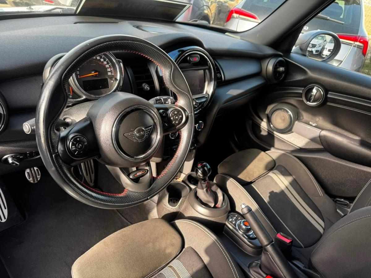 mini-hatch-d-1-5-2018-diesel-1496cc