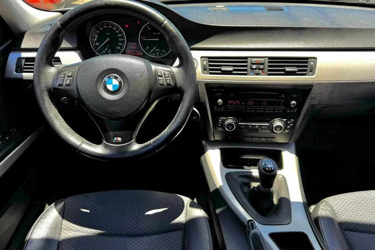 bmw-serie-3-318d-2009-diesel-1995cc
