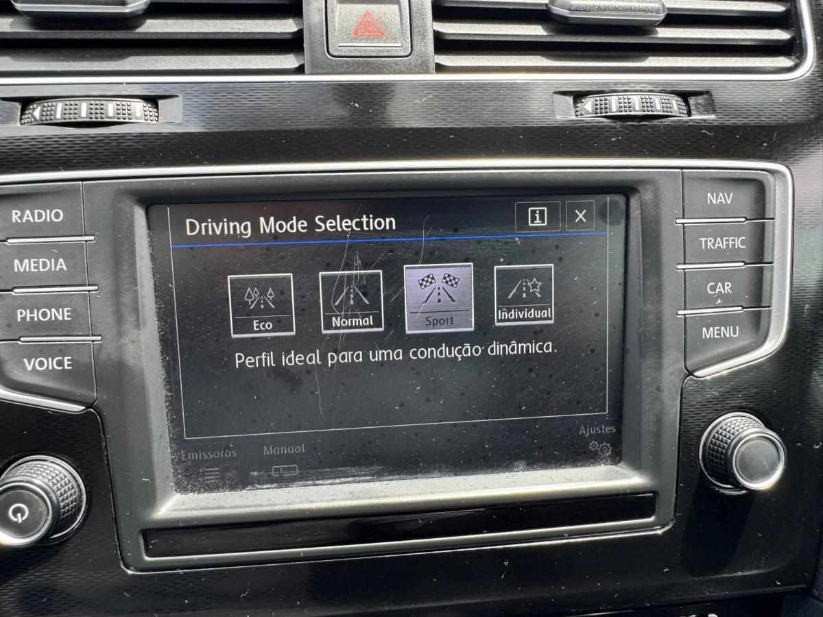 volkswagen-golf-gtd-2-0-tdi-4motion-2017-diesel-1968cc