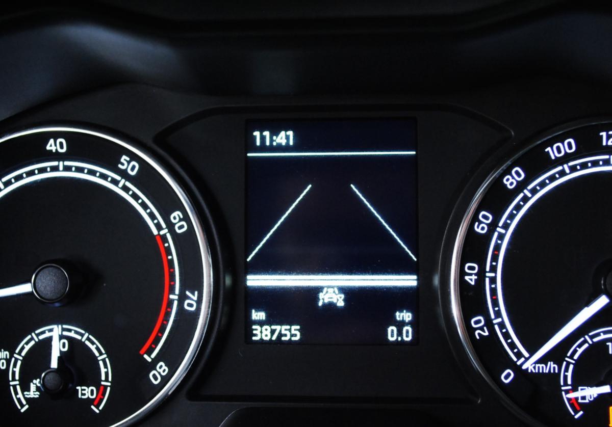 skoda-kamiq-2023-gasolina-999cc