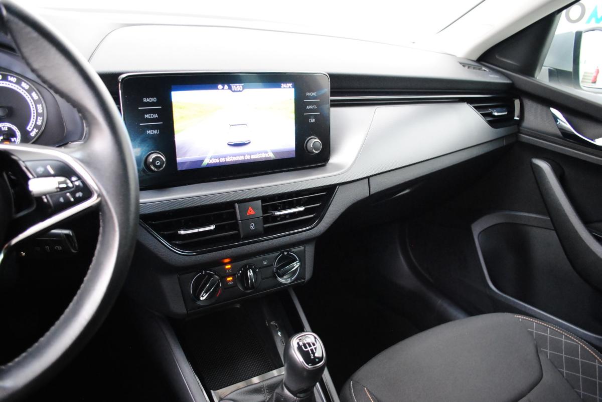 skoda-kamiq-2023-gasolina-999cc