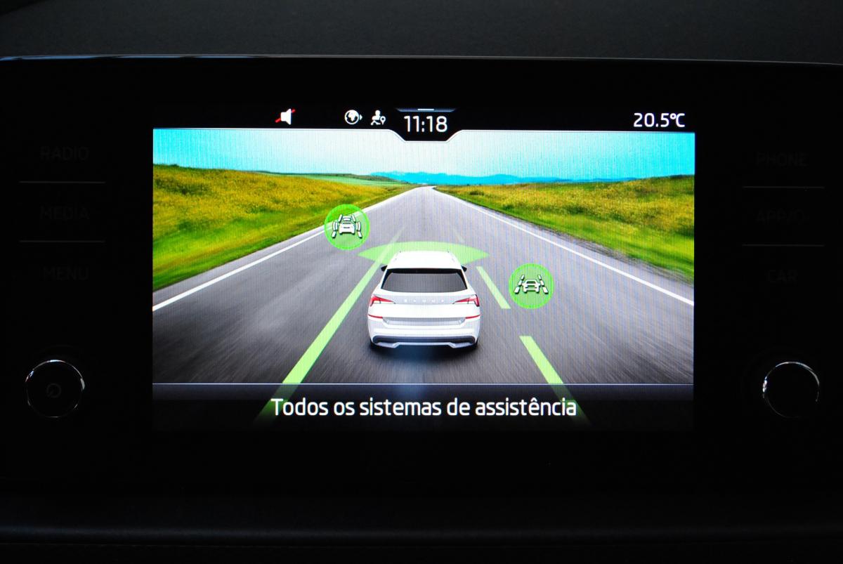 skoda-kamiq-2023-gasolina-999cc