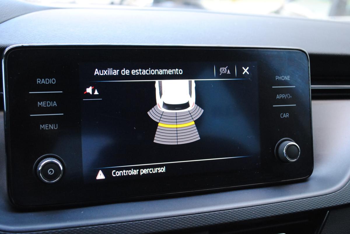 skoda-kamiq-2023-gasolina-999cc