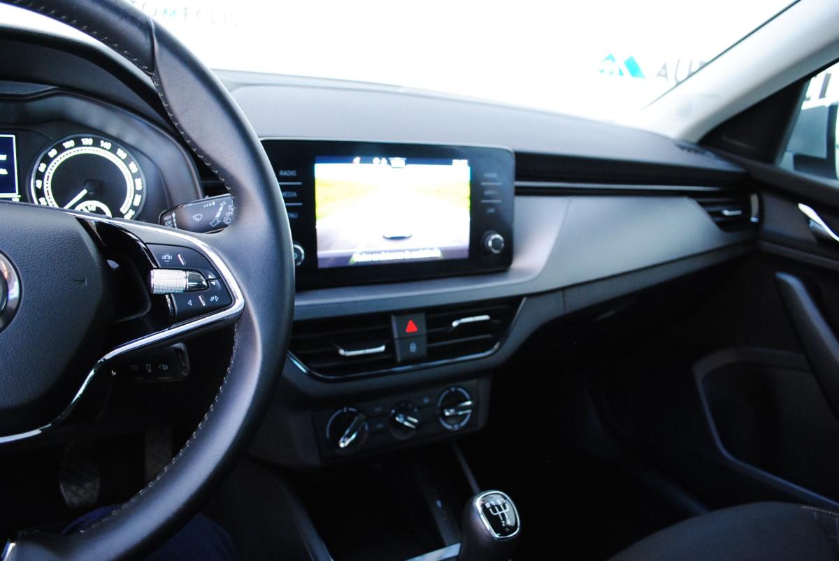 skoda-kamiq-2023-gasolina-999cc
