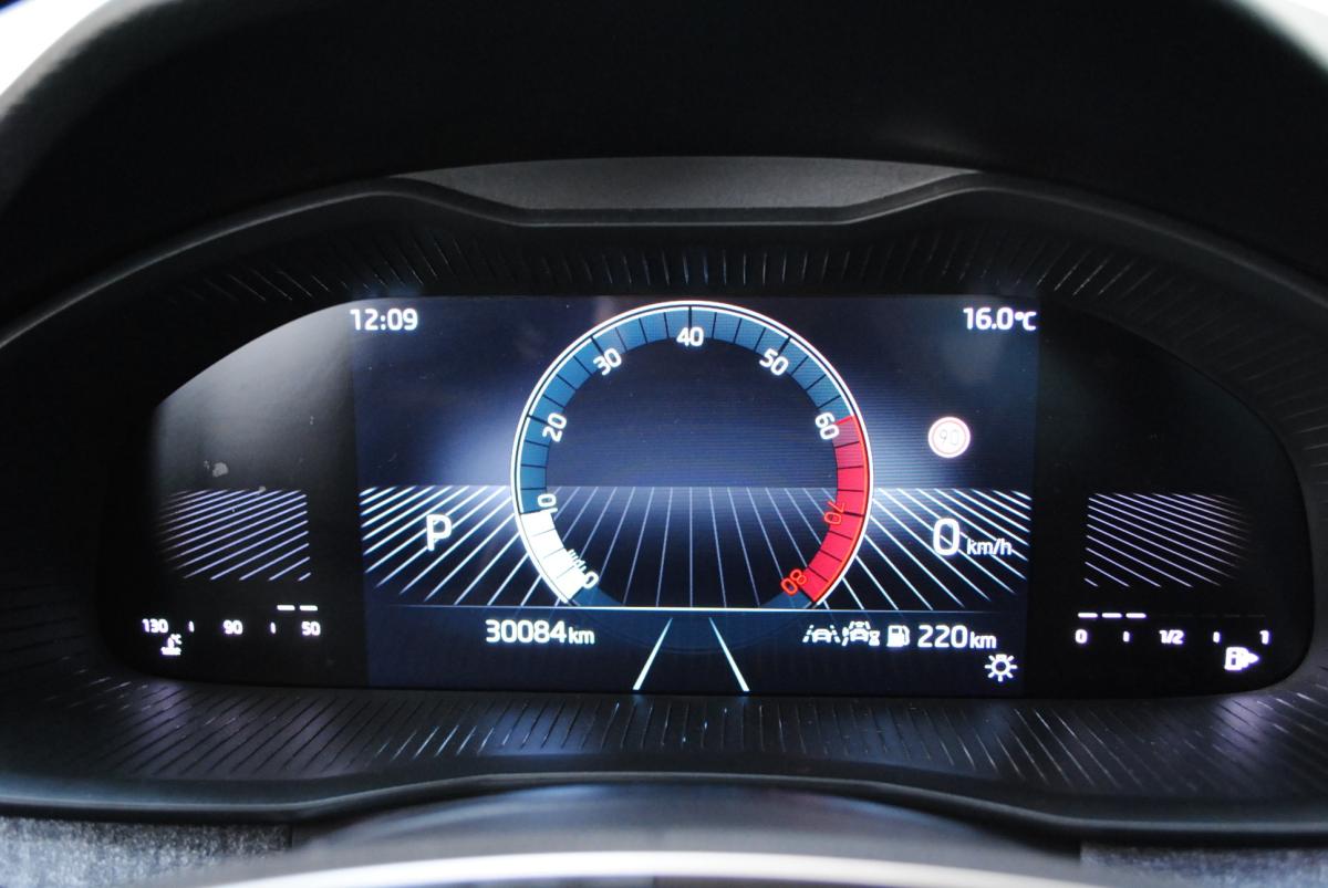 skoda-scala-2024-gasolina-999cc