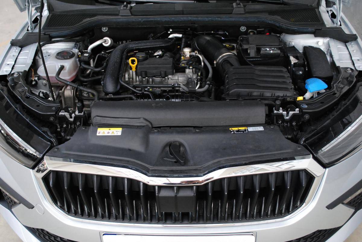 skoda-scala-2024-gasolina-999cc