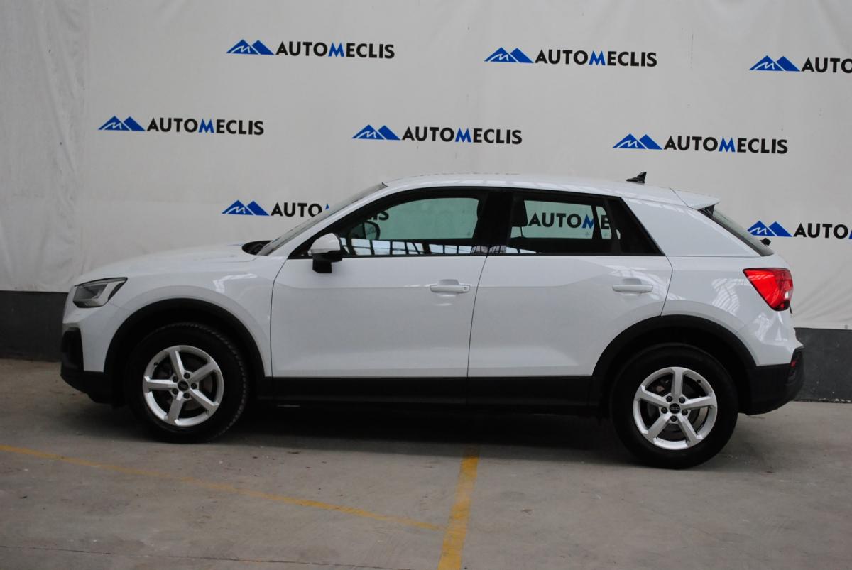 audi-q2-2023-gasolina-999cc
