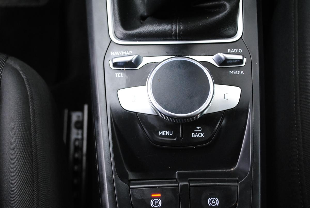 audi-q2-2023-gasolina-999cc