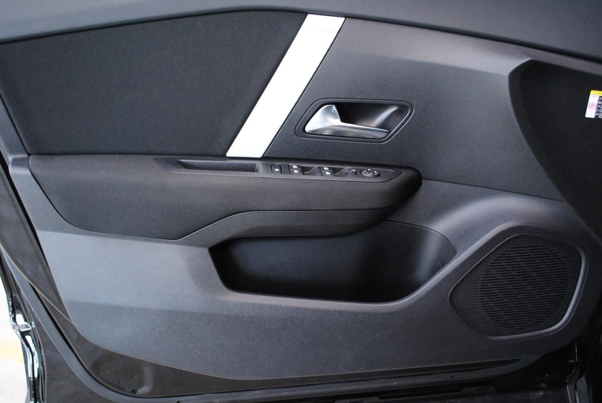 citroen-c4-2025-gasolina-1199cc