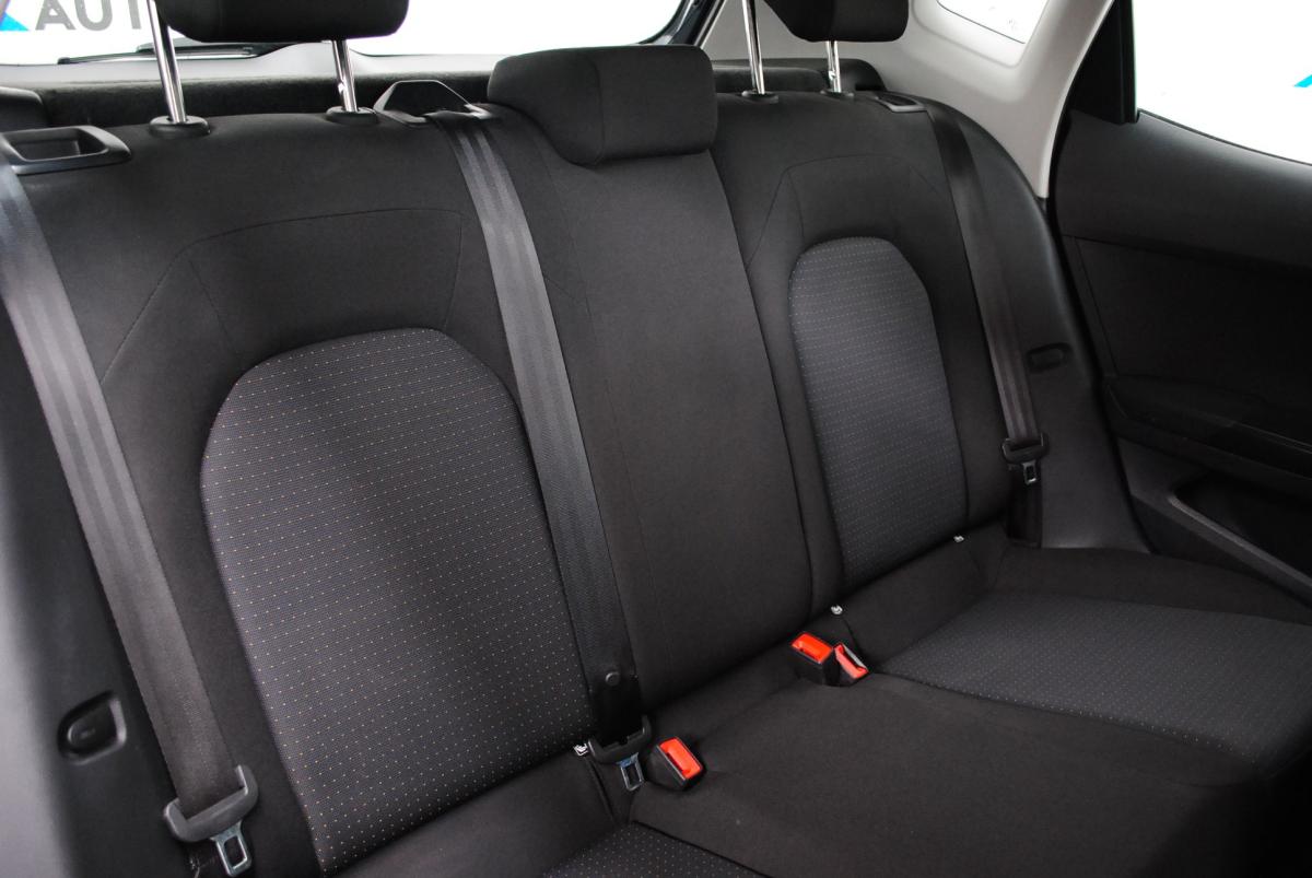seat-arona-2023-gasolina-999cc