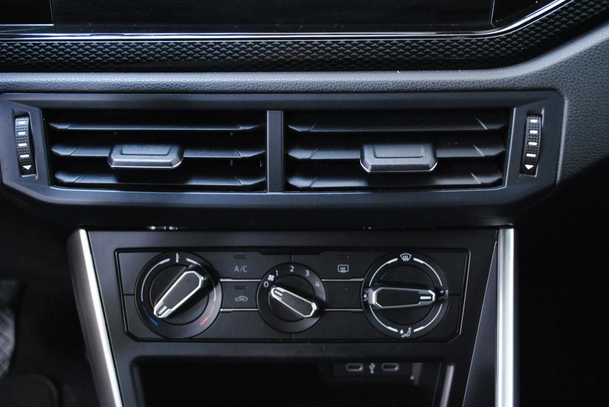volkswagen-polo-2023-gasolina-999cc