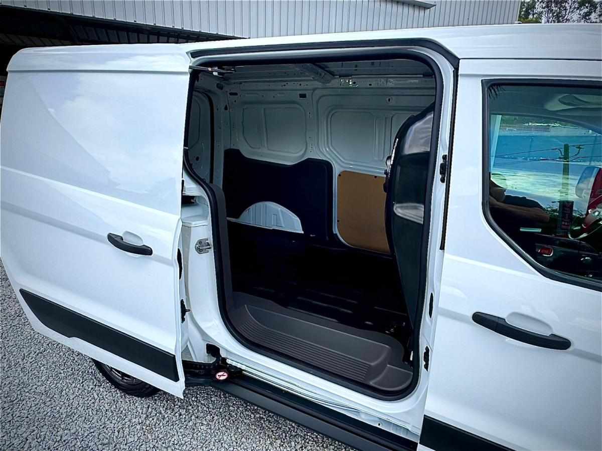 ford-transit-connect-1-5-ecoblue-2021-diesel-1499cc