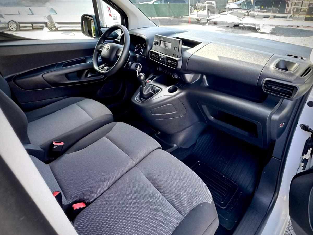 toyota-proace-city-1-5d-adblue-2021-diesel-1499cc