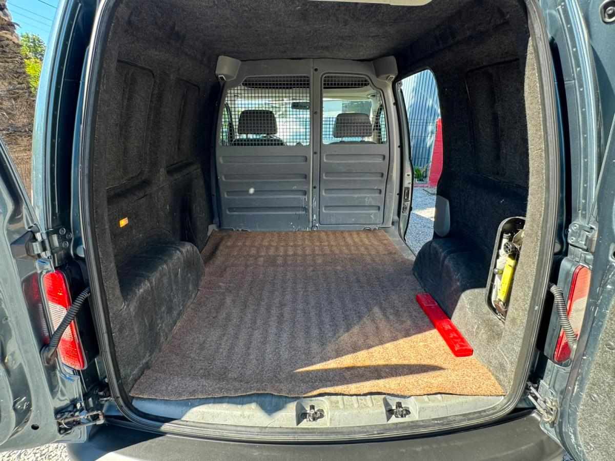 volkswagen-caddy-1-9-105cv-2007-diesel-1896cc
