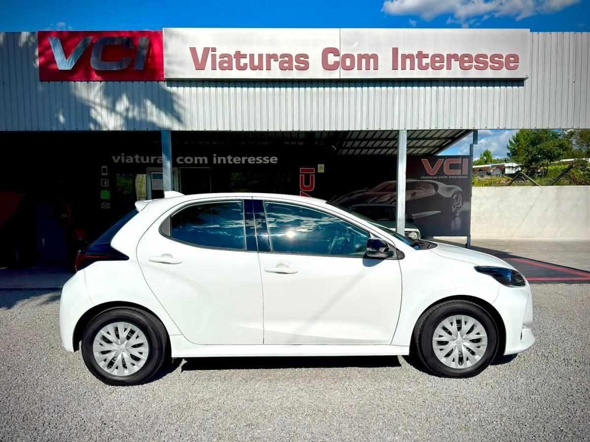 toyota-yaris-1-0-vvt-i-2022-gasolina-998cc