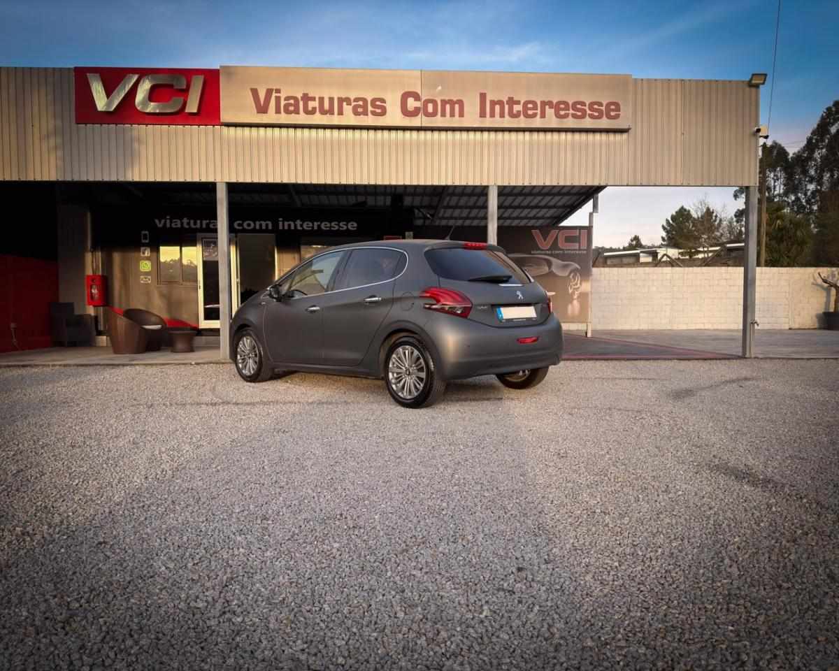 peugeot-208-1-2-vti-2016-gasolina-1199cc