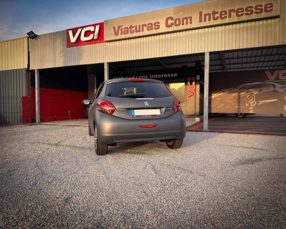 peugeot-208-1-2-vti-2016-gasolina-1199cc