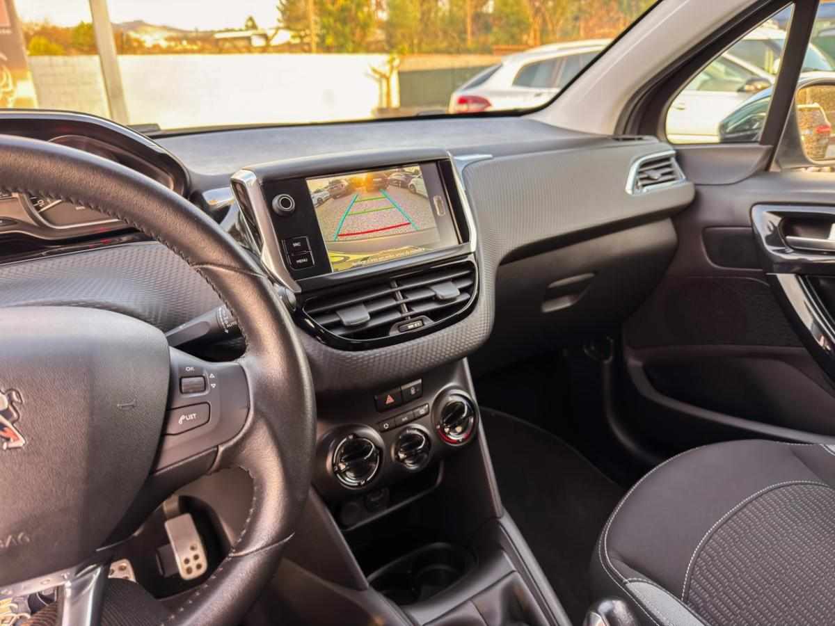 peugeot-208-1-2-vti-2016-gasolina-1199cc