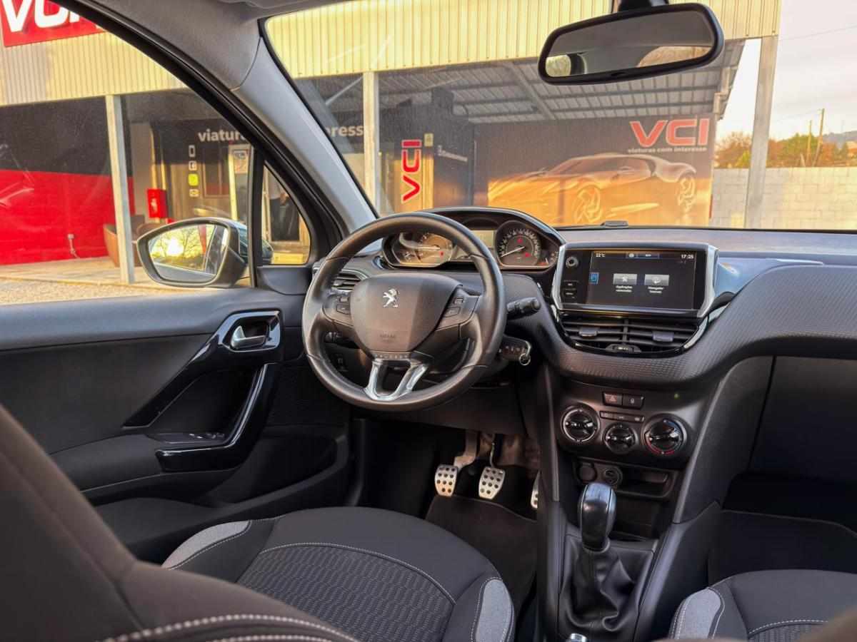 peugeot-208-1-2-vti-2016-gasolina-1199cc