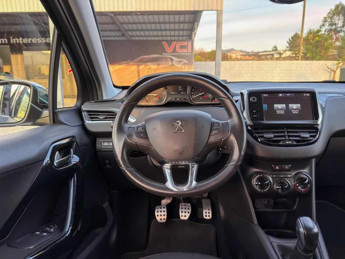 peugeot-208-1-2-vti-2016-gasolina-1199cc