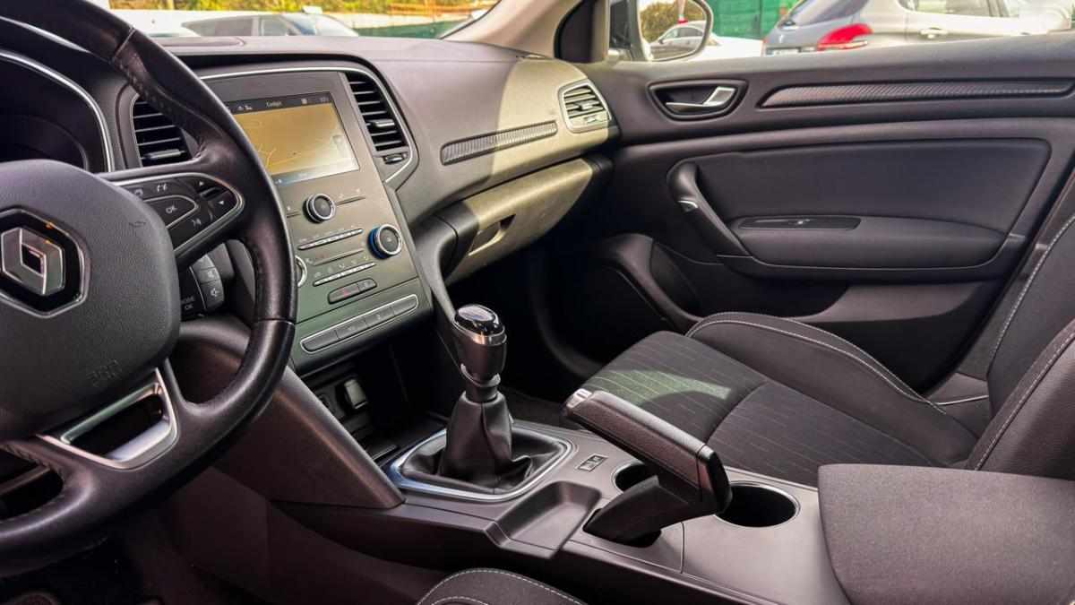 renault-megane-sport-tourer-1-5-dci-2020-diesel-1461cc