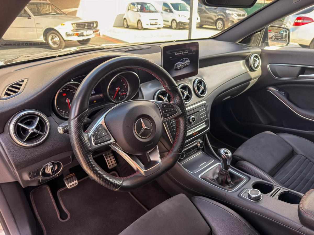 mercedes-benz-cla-180-d-blueefficiency-1-5-2018-diesel-1461cc