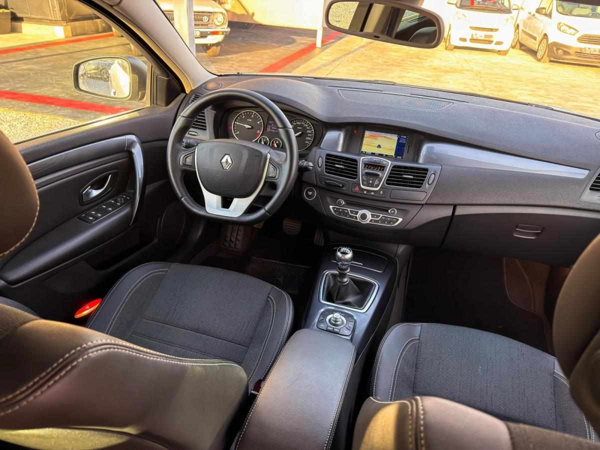 renault-laguna-2-0-dci-2010-diesel-1995cc