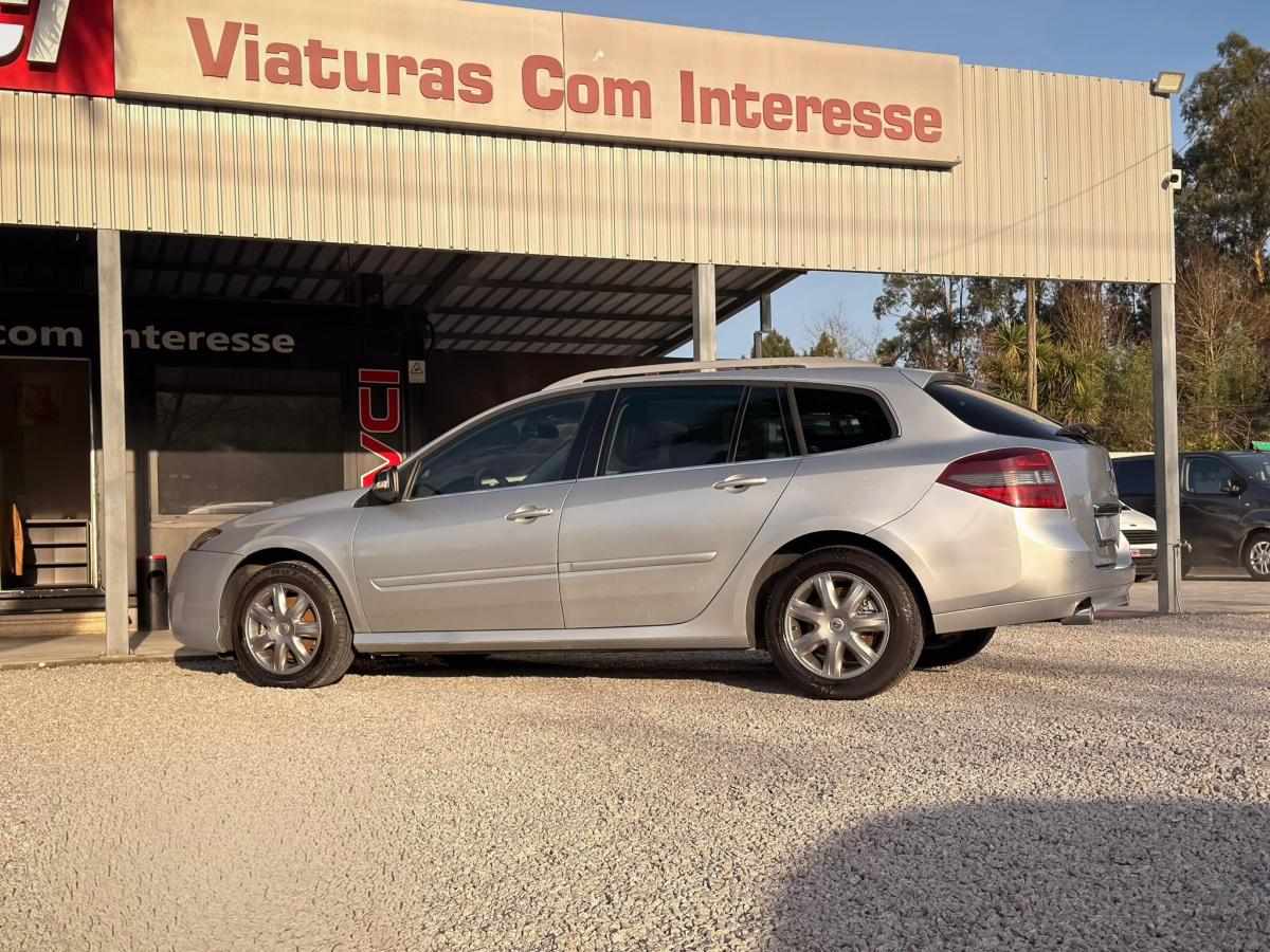 renault-laguna-2-0-dci-2010-diesel-1995cc