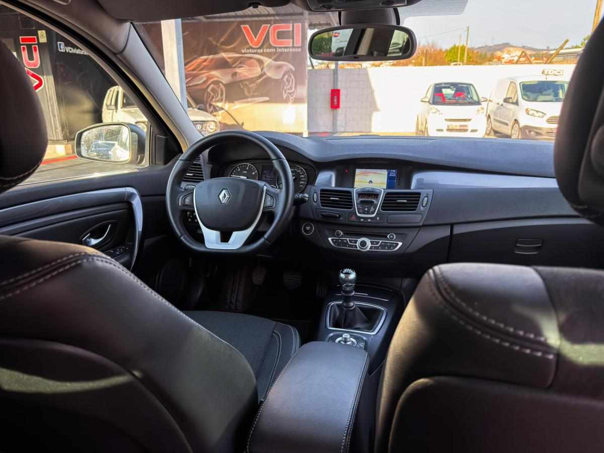 renault-laguna-2-0-dci-2010-diesel-1995cc
