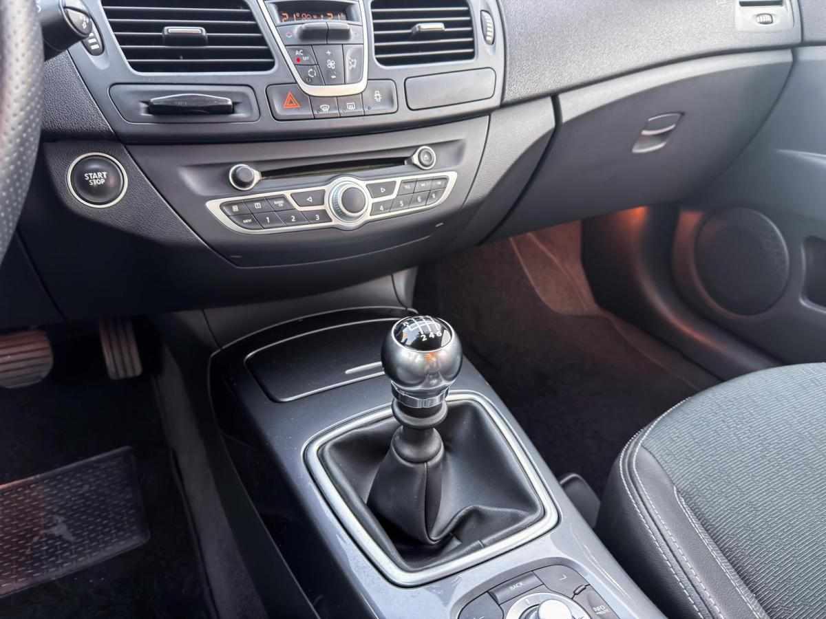 renault-laguna-2-0-dci-2010-diesel-1995cc