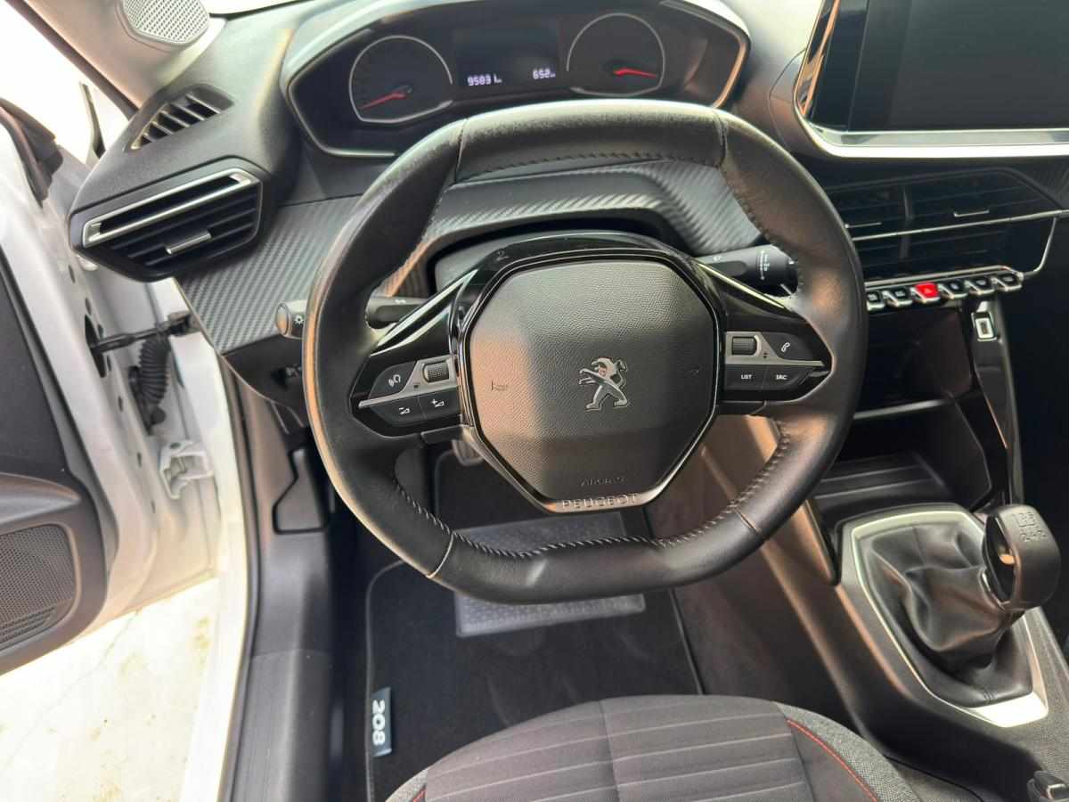 peugeot-208-1-2-puretech-2022-gasolina-1199cc