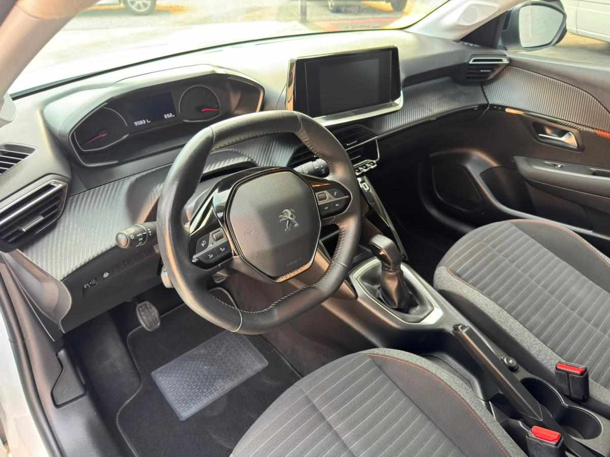 peugeot-208-1-2-puretech-2022-gasolina-1199cc