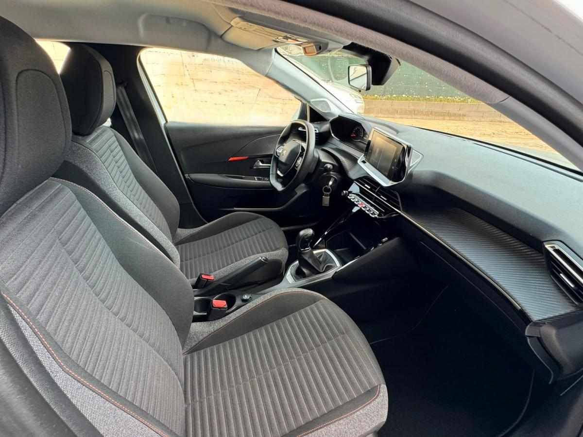 peugeot-208-1-2-puretech-2022-gasolina-1199cc