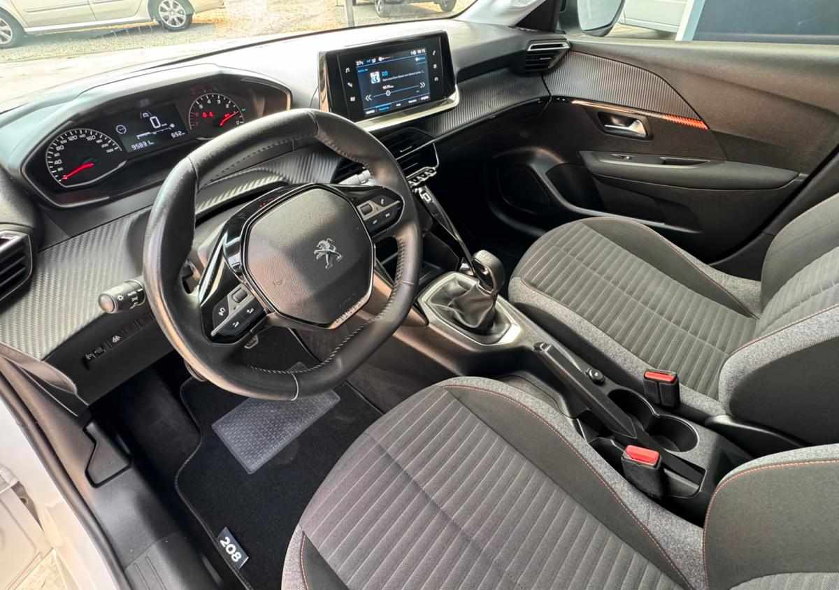 peugeot-208-1-2-puretech-2022-gasolina-1199cc