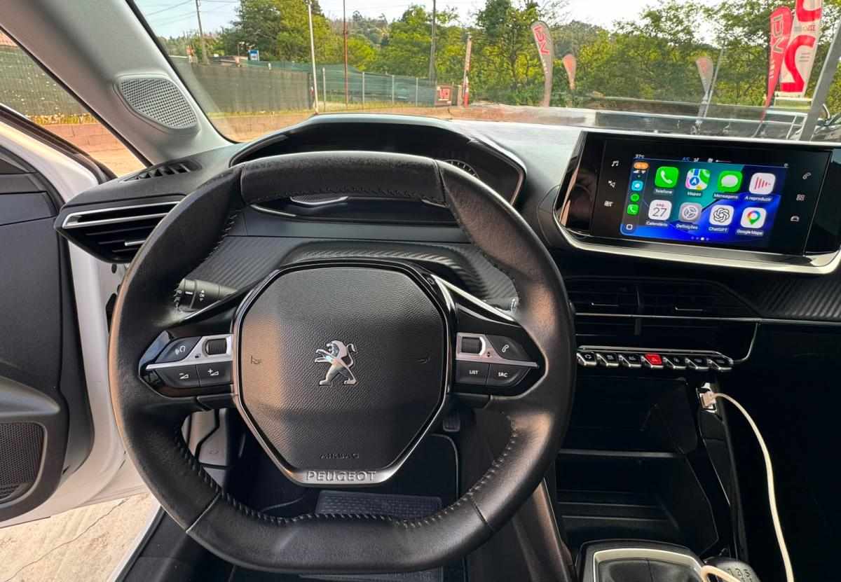 peugeot-208-1-2-puretech-2022-gasolina-1199cc