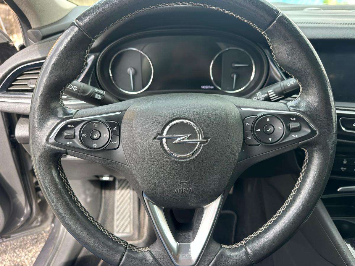 opel-insignia-2021-diesel-1496cc
