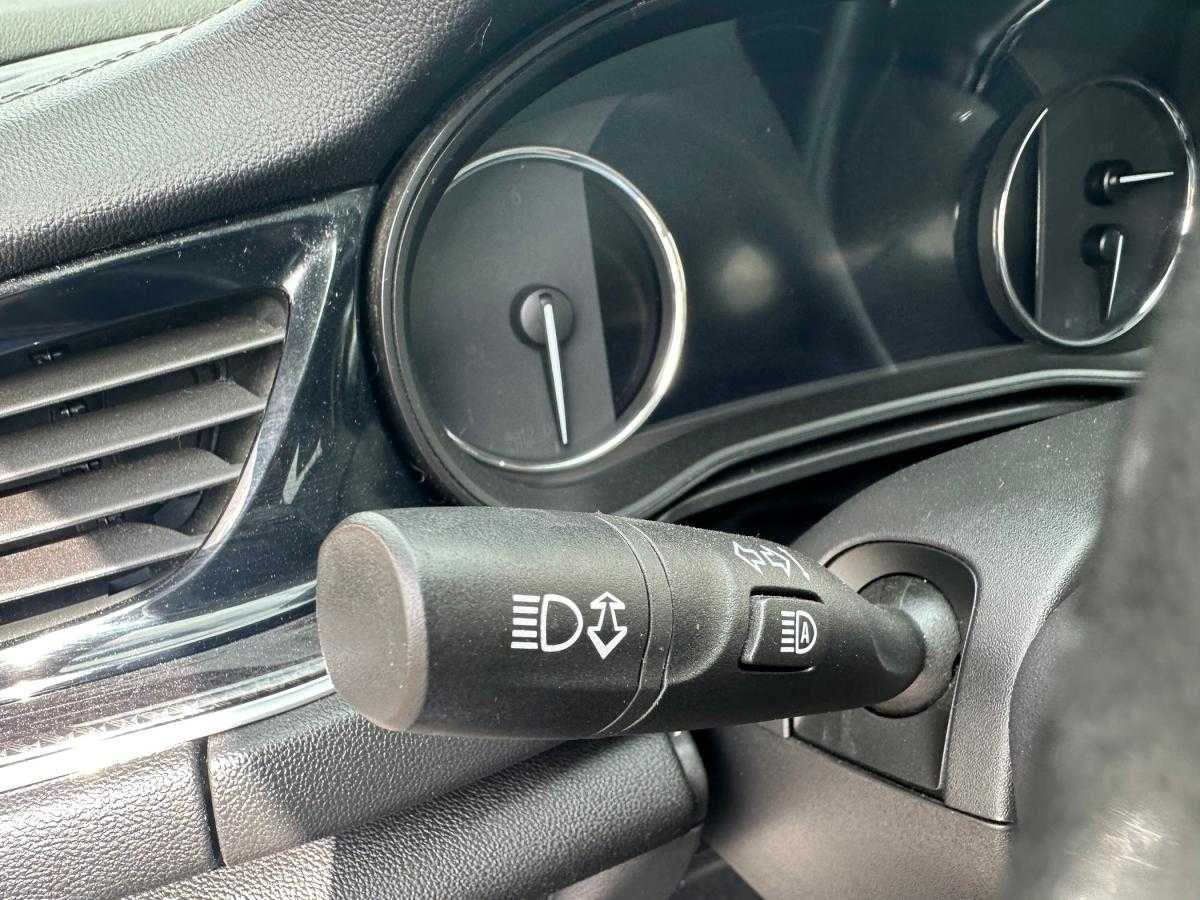 opel-insignia-2021-diesel-1496cc
