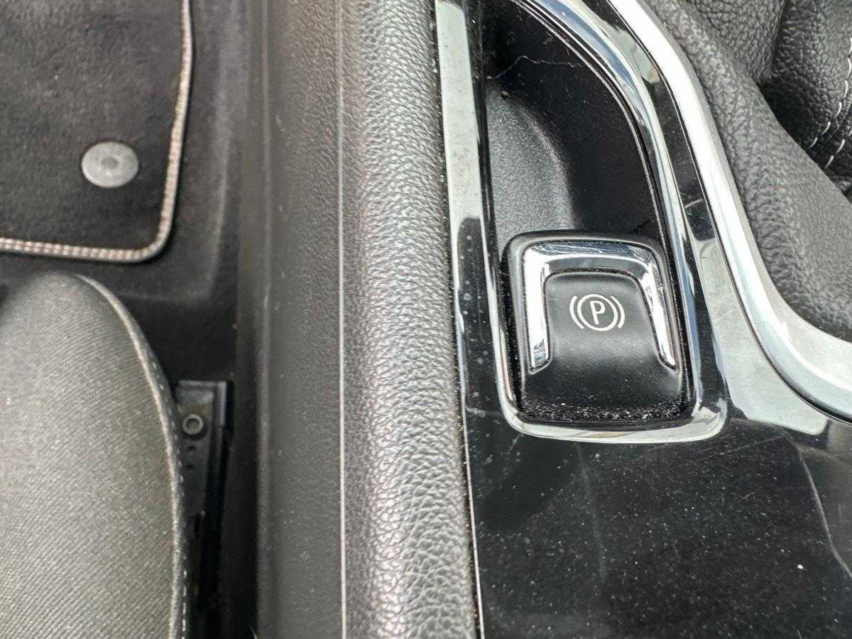 opel-insignia-2021-diesel-1496cc