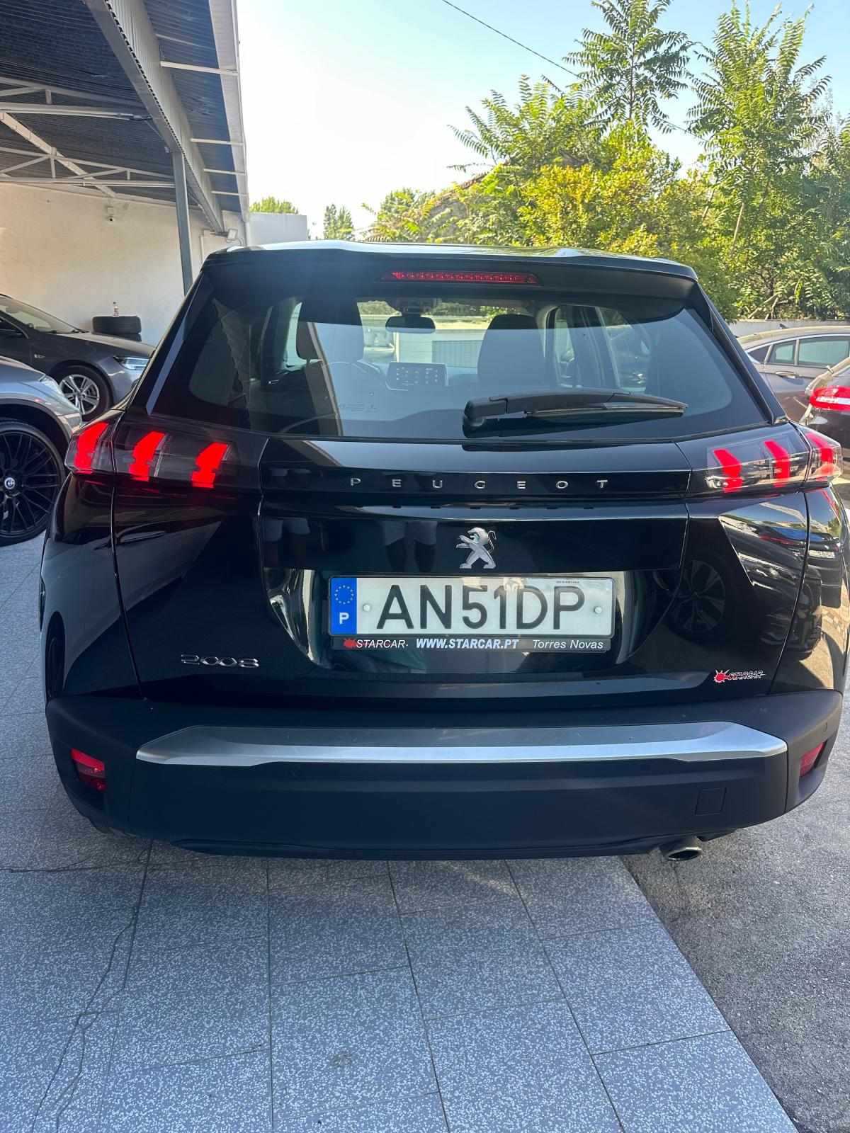 peugeot-2008-2021-diesel-1499cc