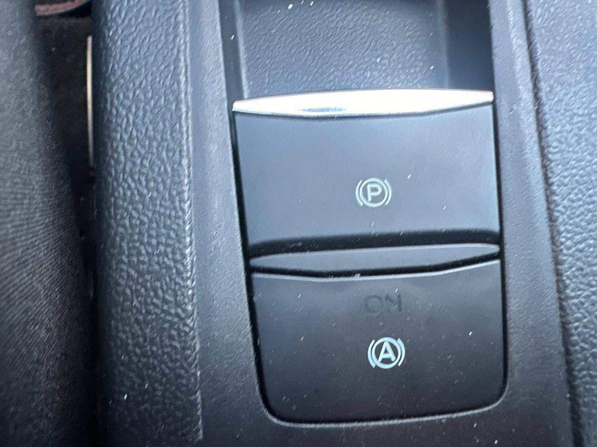 ford-focus-sw-2020-diesel-1499cc