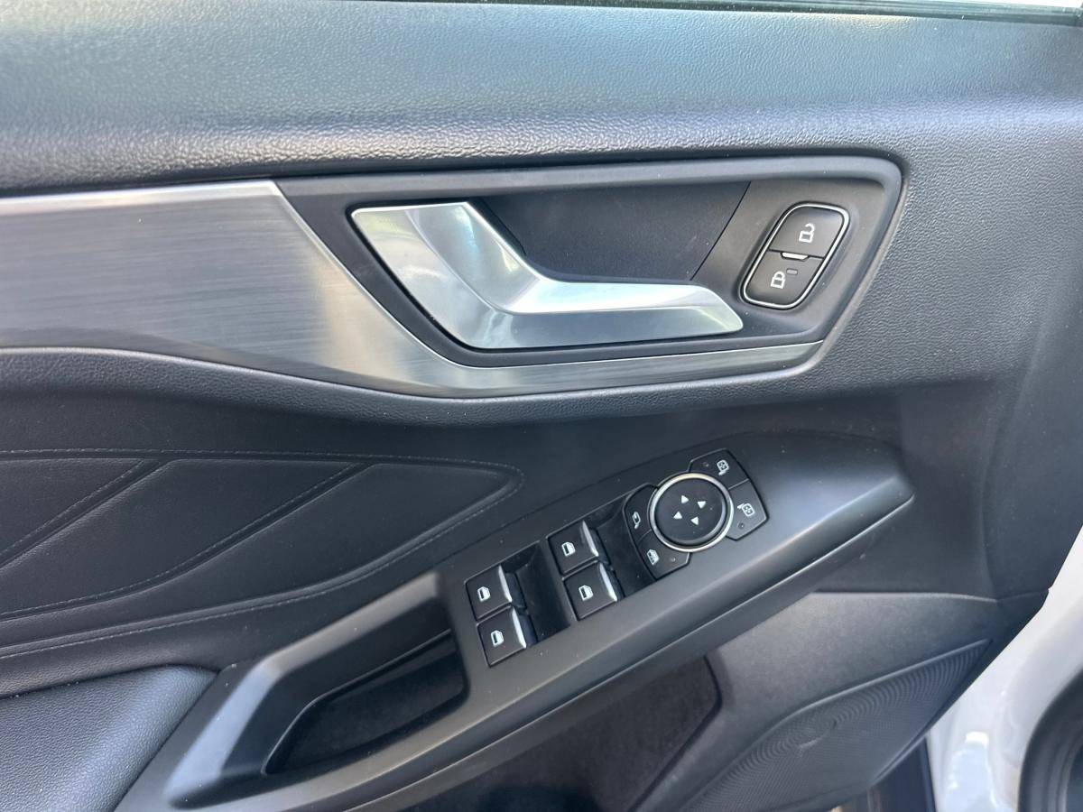ford-focus-sw-2020-diesel-1499cc