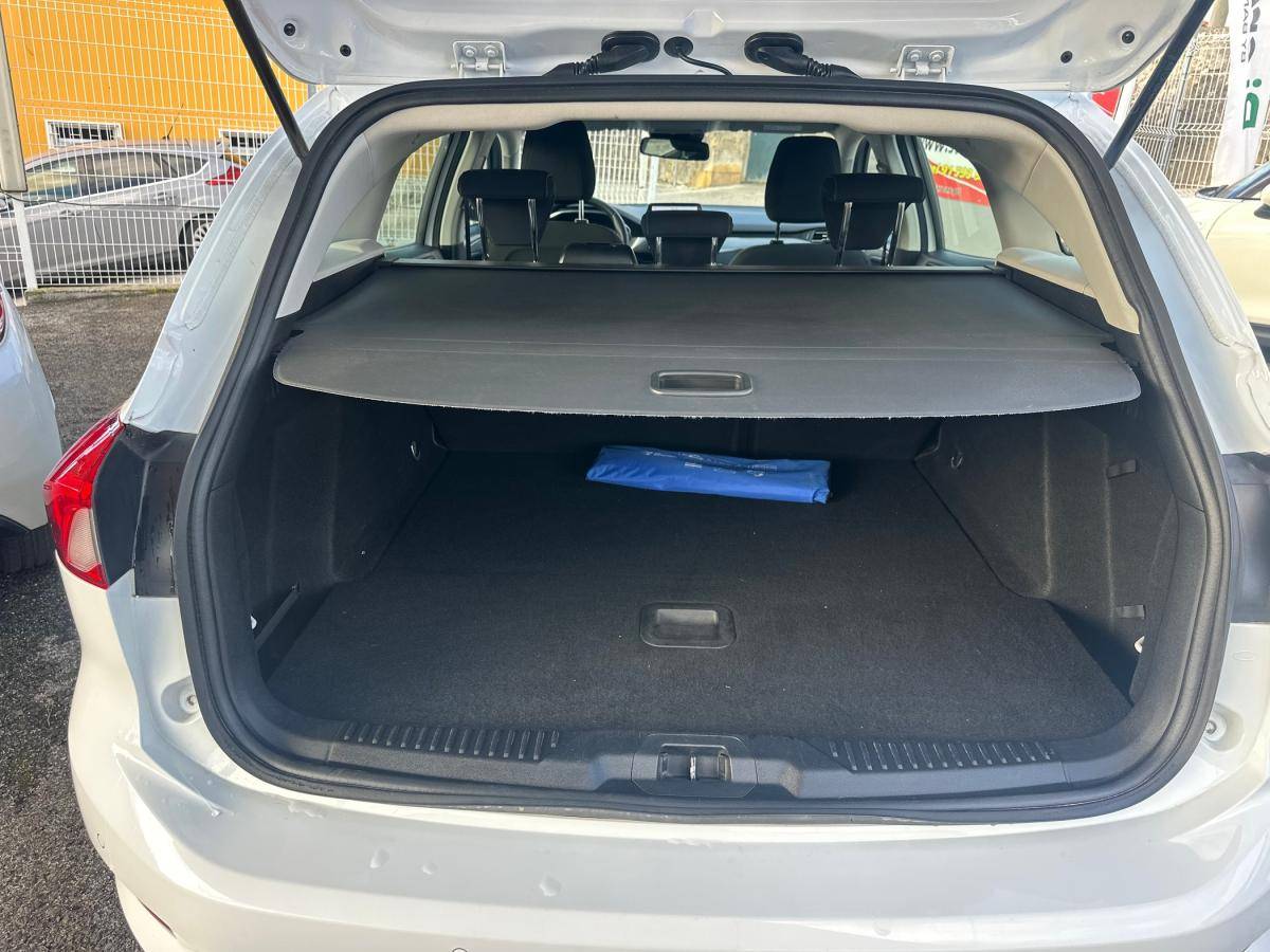 ford-focus-sw-2020-diesel-1499cc