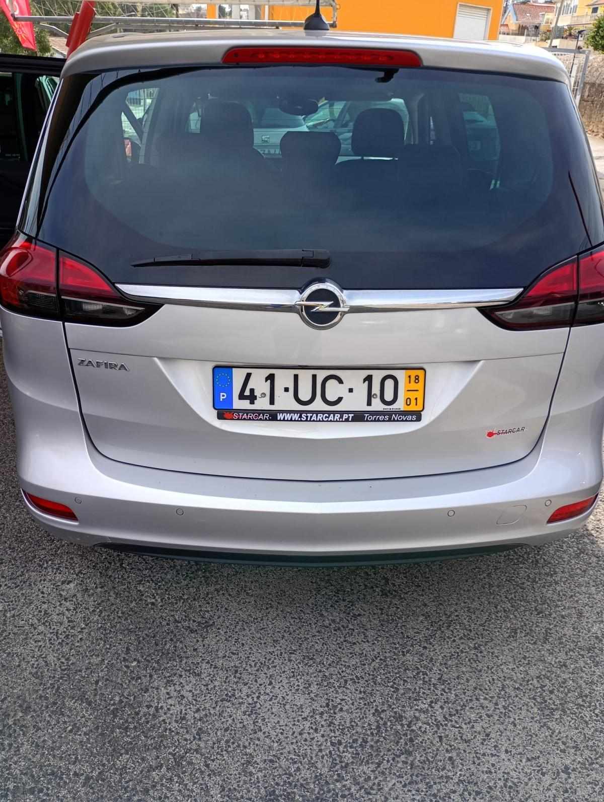 opel-zafira-2018-diesel-1598cc