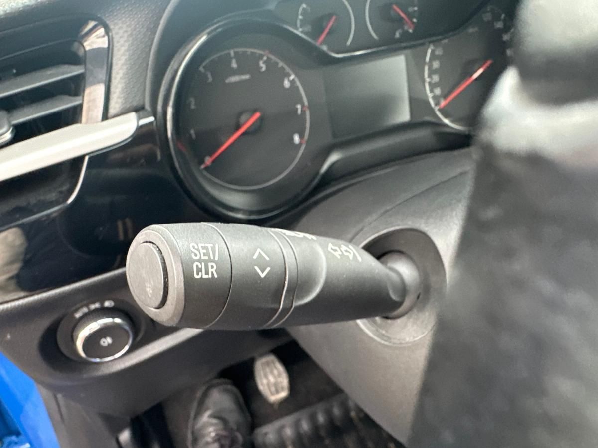 opel-corsa-2023-gasolina-1199cc