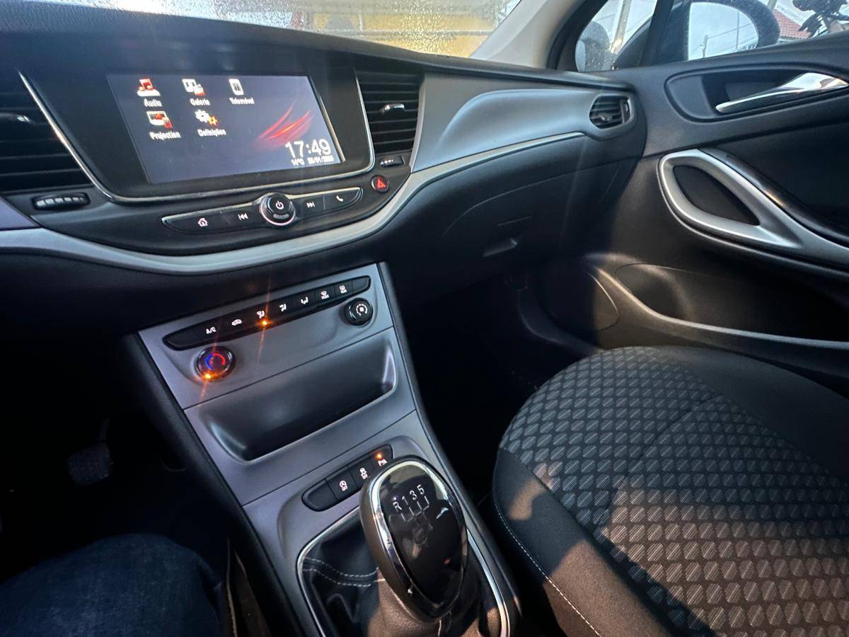 opel-astra-sport-tourer-2018-gasolina-999cc