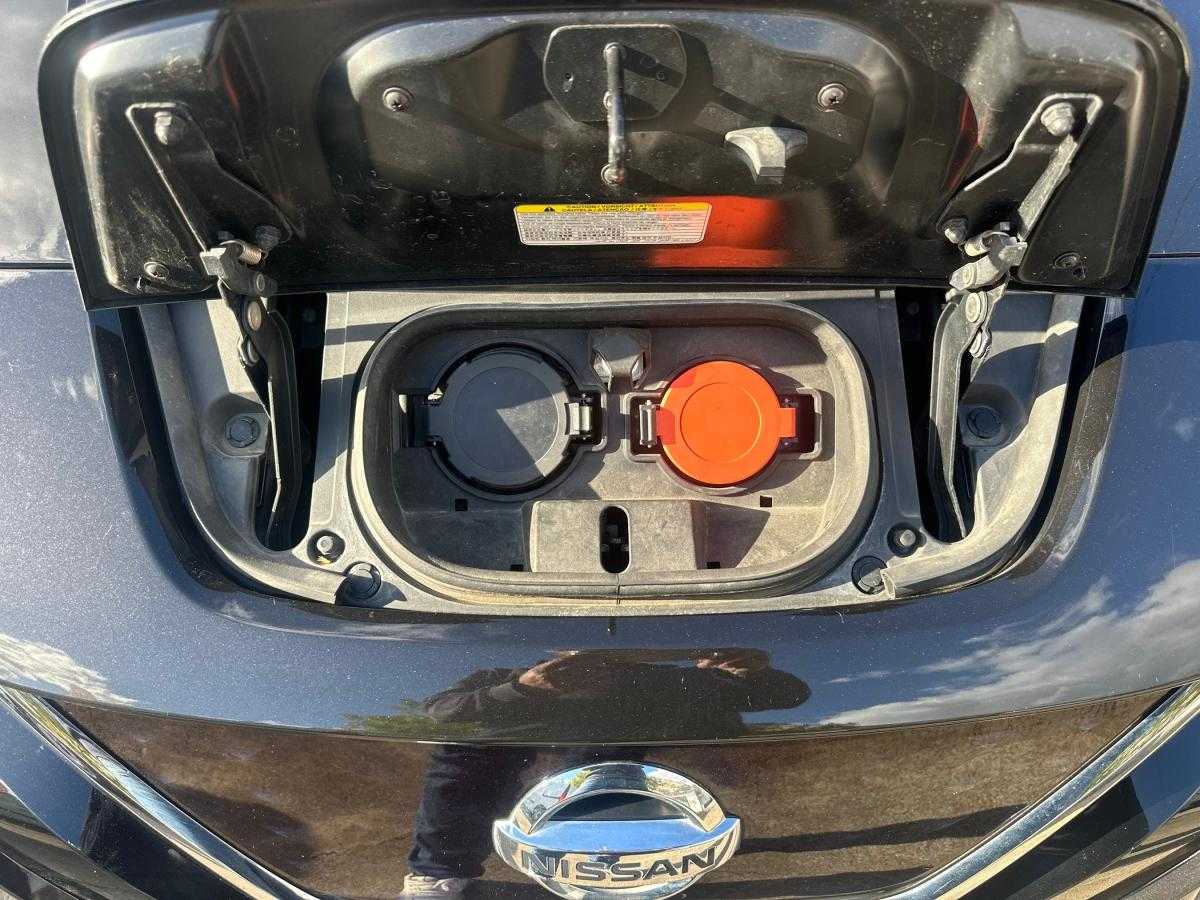 nissan-leaf-2020-eletrico-0cc