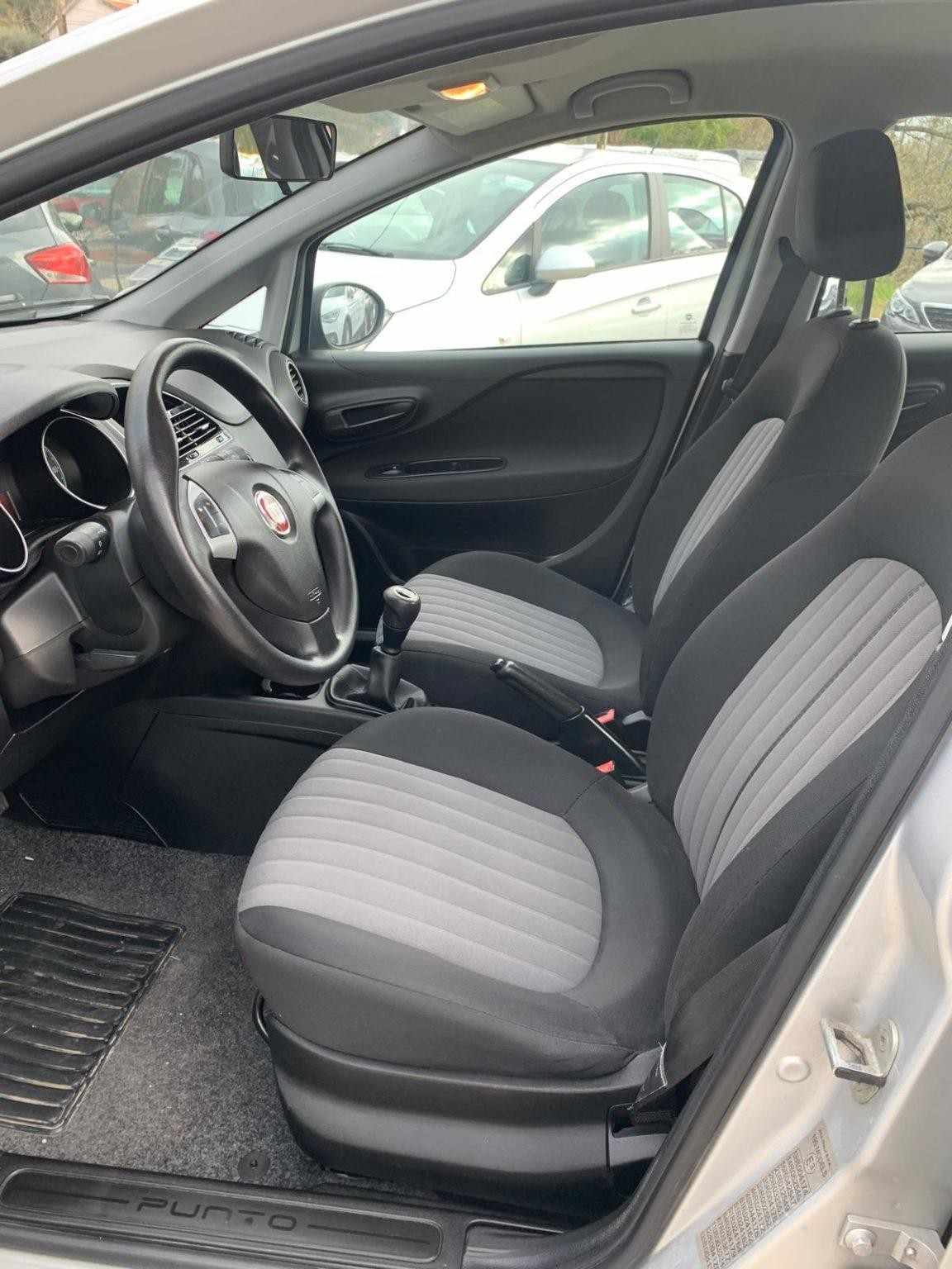 fiat-punto-2018-diesel-1248cc